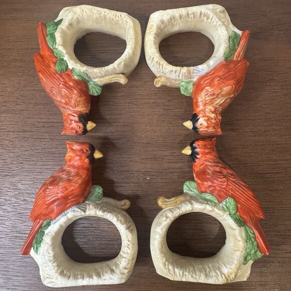 Vintage Porcelain Hand painted Cardinal Napkin Rings (Set of 4) - Picture 2 of 7